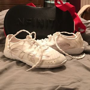 Nfinity Vengeance Cheer Shoes with Case size 7.5